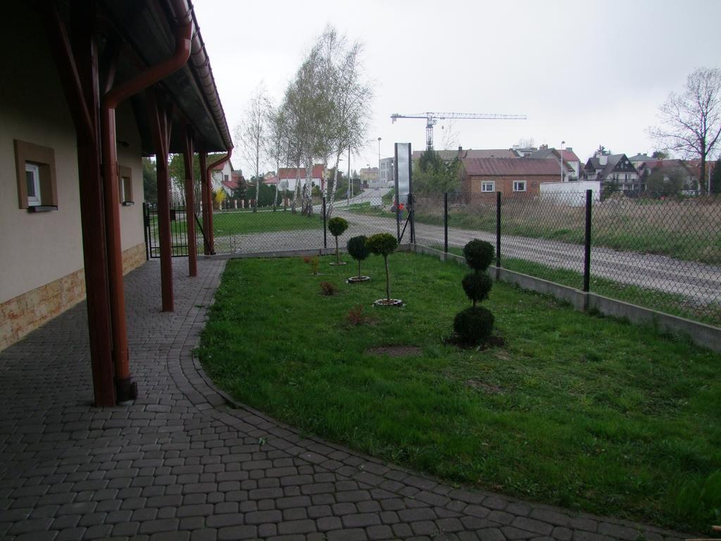 Warnenczyka 85A Bezplatny Parking, Faktura, Prywatna Lazienka, Klimatyzacja ジェシュフ エクステリア 写真