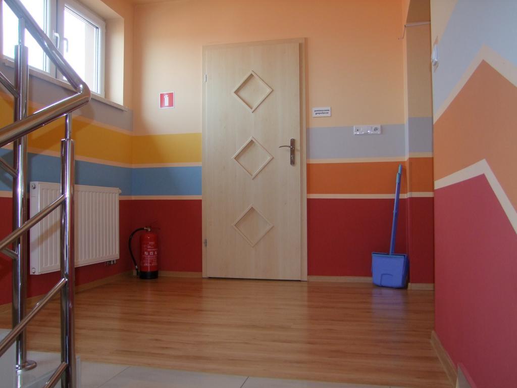 Warnenczyka 85A Bezplatny Parking, Faktura, Prywatna Lazienka, Klimatyzacja ジェシュフ エクステリア 写真